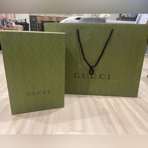 COPY - Gucci shoe box and bag bundle